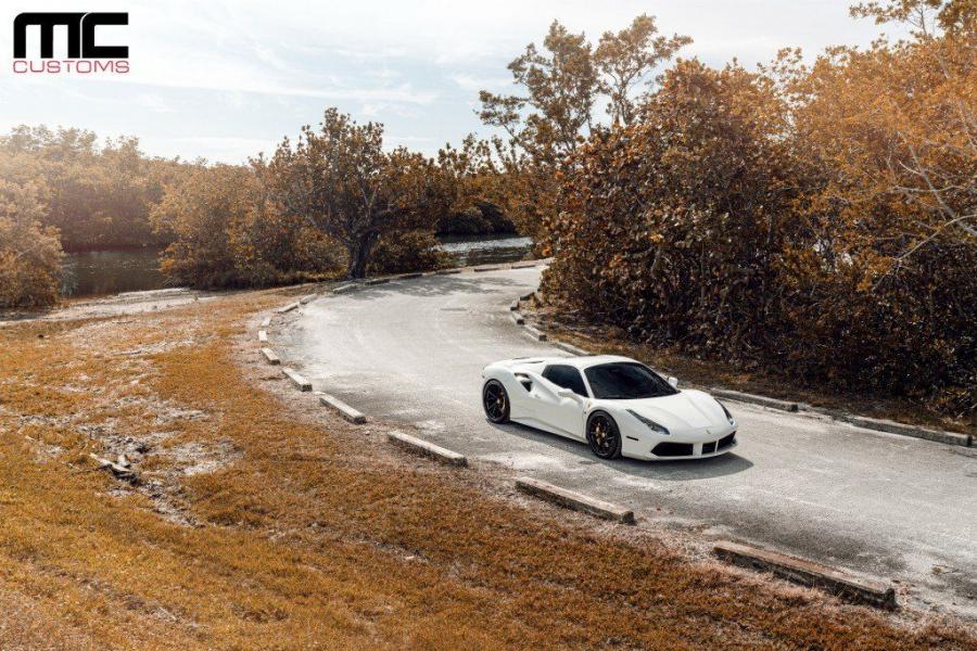  Ferrari 488 Spider White by MC Customs 2018 года  (фото 9 из 12)